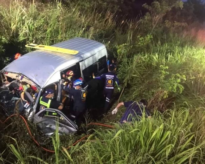 8 killed, 2 hurt in van taking passengers to make merit