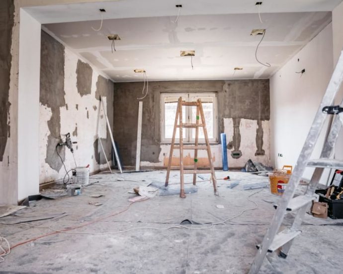 807 complaints against home renovation contractors in first half of 2022, 28% jump from last year