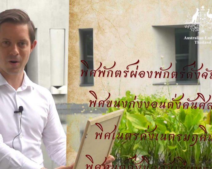 Diplomats, embassy staff show off spoken Thai