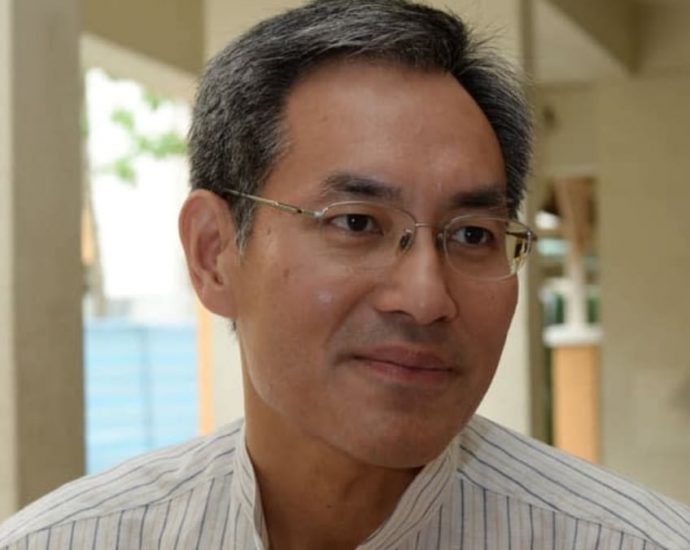 Former MP and lawyer Alvin Yeo dies, aged 60, after battle with cancer