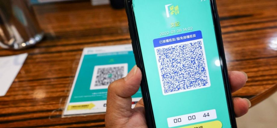 Hong Kong government slams ‘inaccurate’ report on city’s Covid-19 risk-exposure app by overseas cybersecurity firm