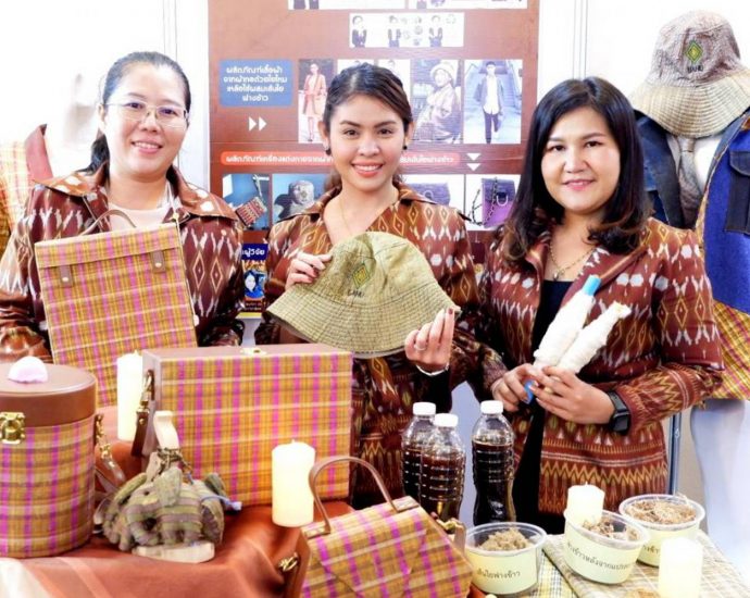 RMUTI flags innovative silk products