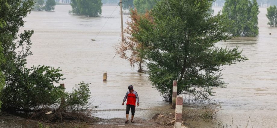 16 killed, dozens missing in northwest China floods