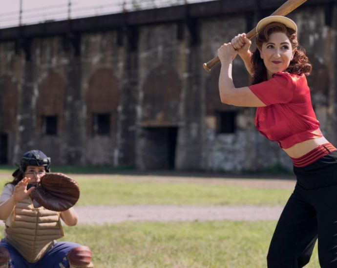 ‘A League of Their Own’ gets a makeover in an ambitious but uneven Amazon series