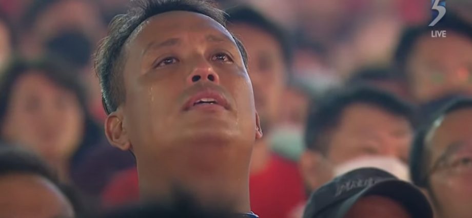 Accidental fame for proud Singaporean who cried during National Anthem at NDP 2022