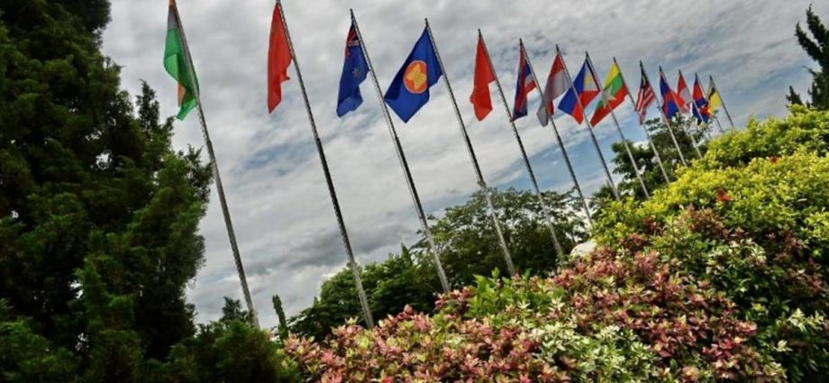 ASEAN ministers urge restraint after Pelosi Taiwan visit