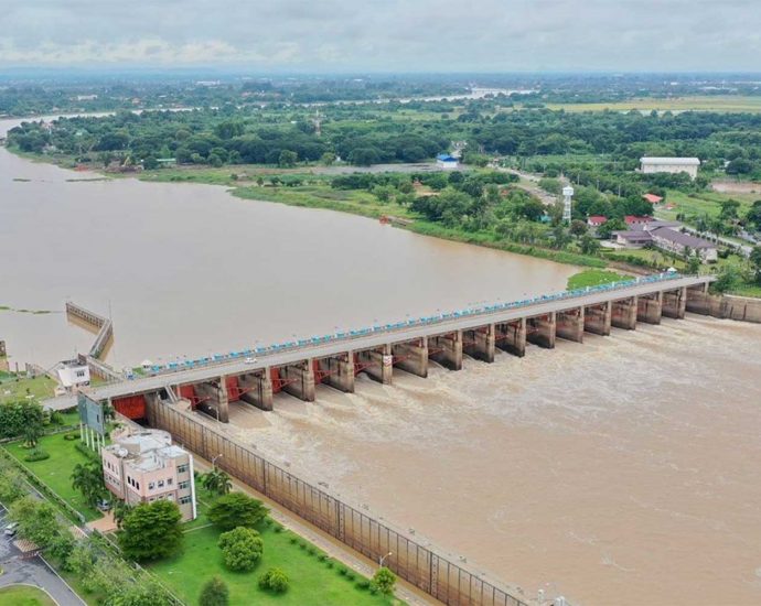 Ayutthaya braces for swollen river levels