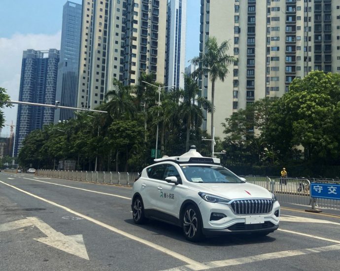 Baidu wins approval for China’s first full driverless taxis