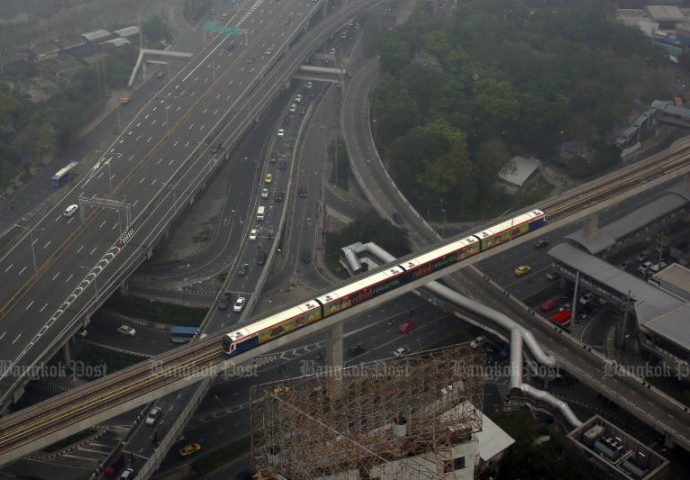 Bangkok bridges to be inspected after Lat Phrao damage found