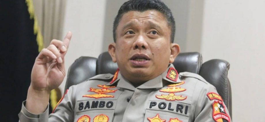 Cop-on-cop killing rocks and roils Indonesia