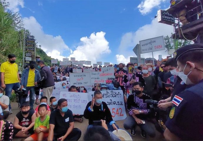 Demolition of resorts on Chiang Mai’s Mon Cham mountain sparks fury