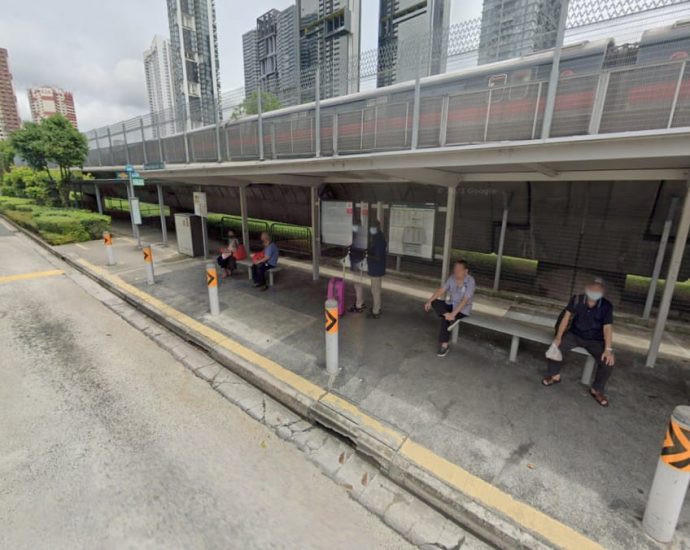 Elderly woman dies after bus accident along Tiong Bahru Road