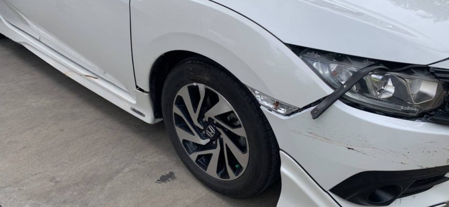 Falling steel mould latest hazard on Rama II Road