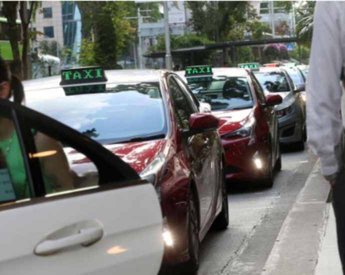 ‘Happy that we can choose’: Some taxi, private hire drivers look forward to driving without masks