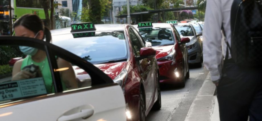 ‘Happy that we can choose’: Some taxi, private hire drivers look forward to driving without masks