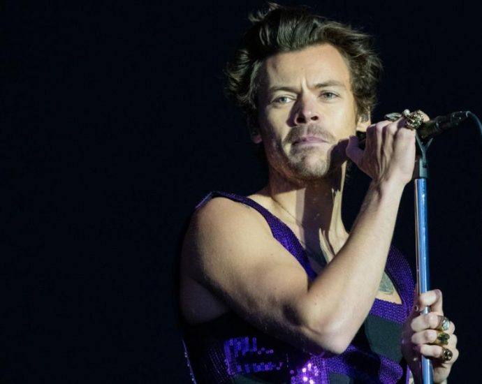 Harry Styles talks privacy and sexuality in a new interview