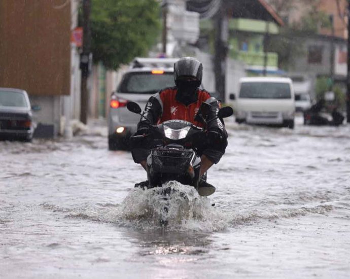 Heavy rain to continue