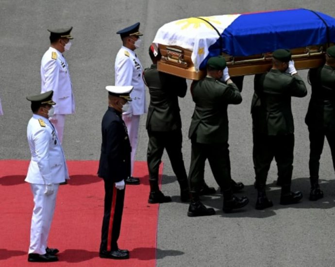Hero's burial for former Philippine leader Fidel Ramos