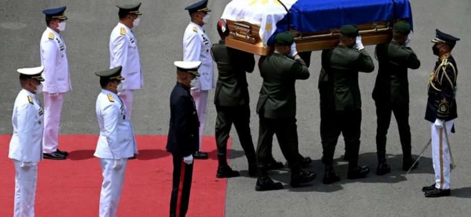 Hero’s burial for former Philippine leader Fidel Ramos