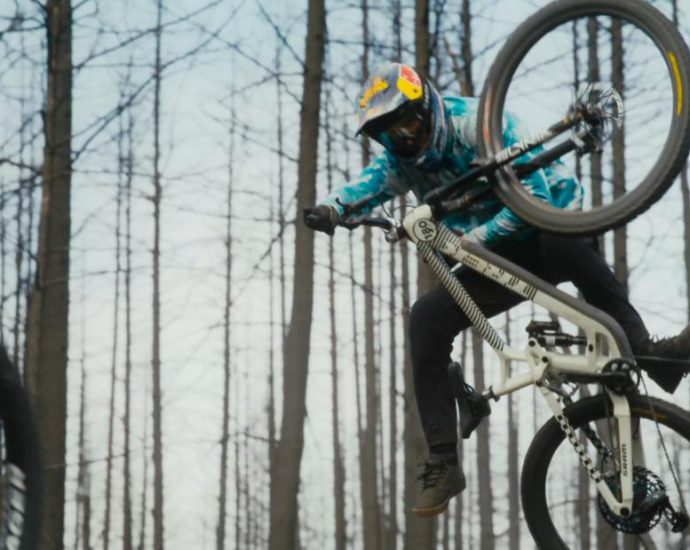 How two mountain bikers produced a stunning feat of skill