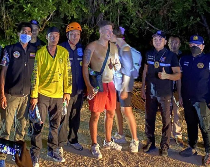 Lost tourists found in Koh Phangan forest