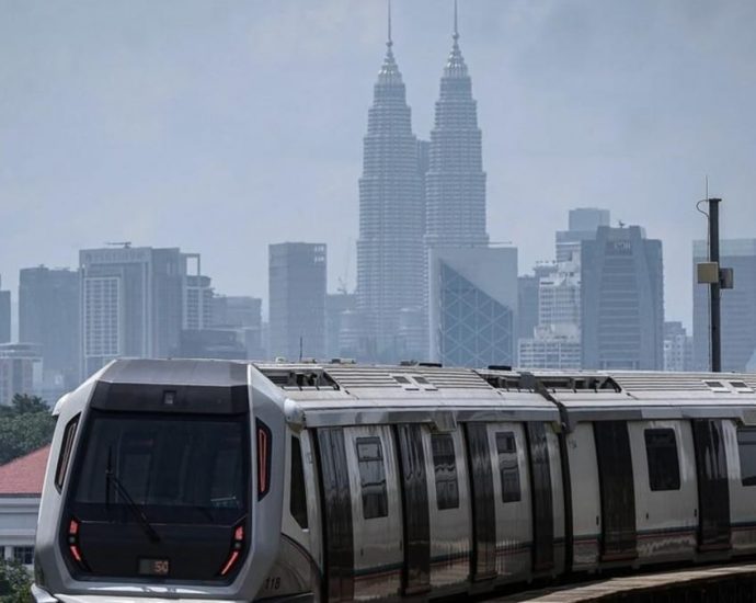 Malaysia to make announcement soon on shorter weekly working hours: Report