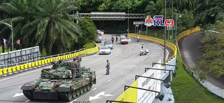 Malaysian Army apologises after second vehicle breaks down on KL road