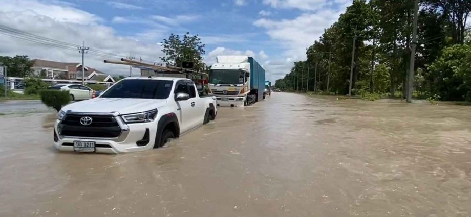 Mitrapap highway flooded in Khon Kaen