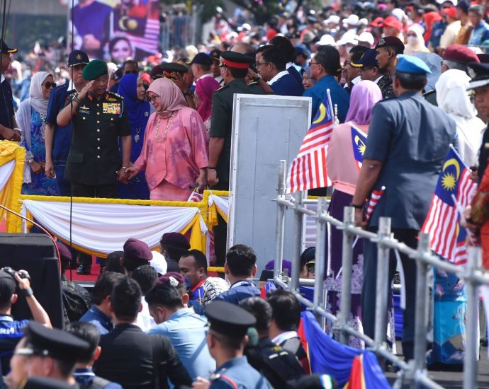 National Day: Overwhelming crowd at Dataran Merdeka