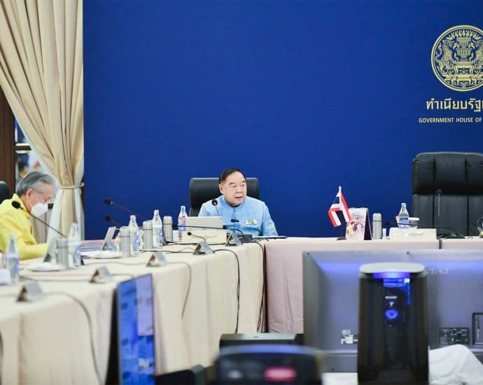 Prawit chairs first cabinet meeting, PM’s seat left empty