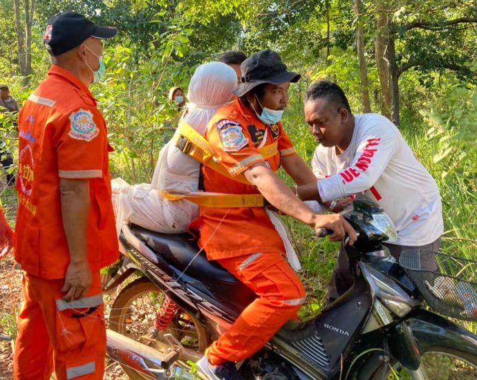 Rescuer has a body as his 5km pillion rider