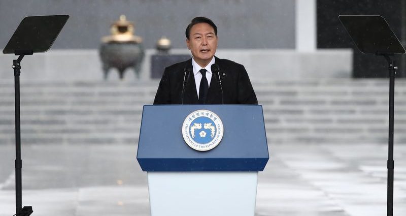 S.Korea urges improved ties with Japan on freedom anniversary