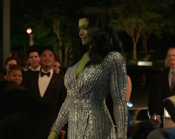 ‘She-Hulk’ is big and colorful, but the Marvel comedy is too weak to be a smash