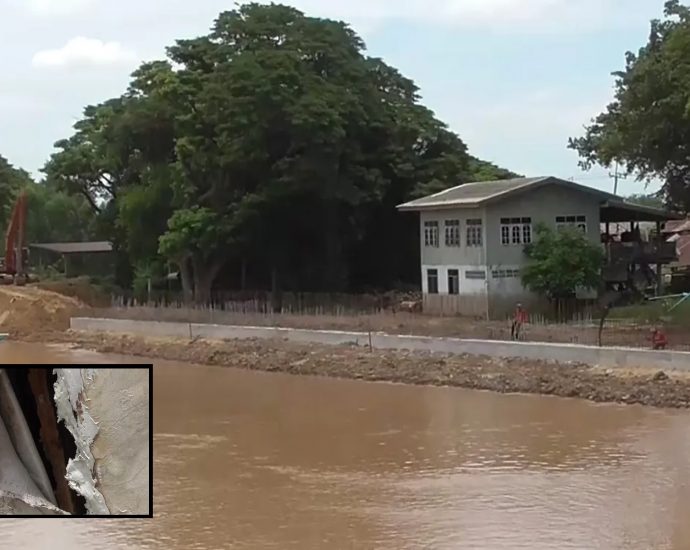 Shoddy flood wall upsets Ang Thong residents