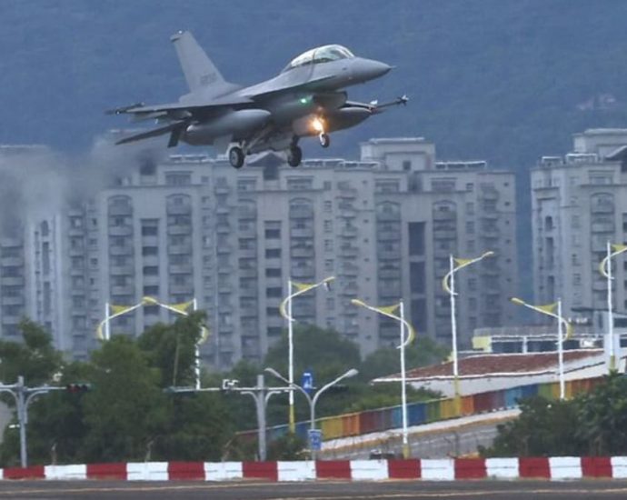 Taiwan’s air force flexes muscles in face of Chinese war games