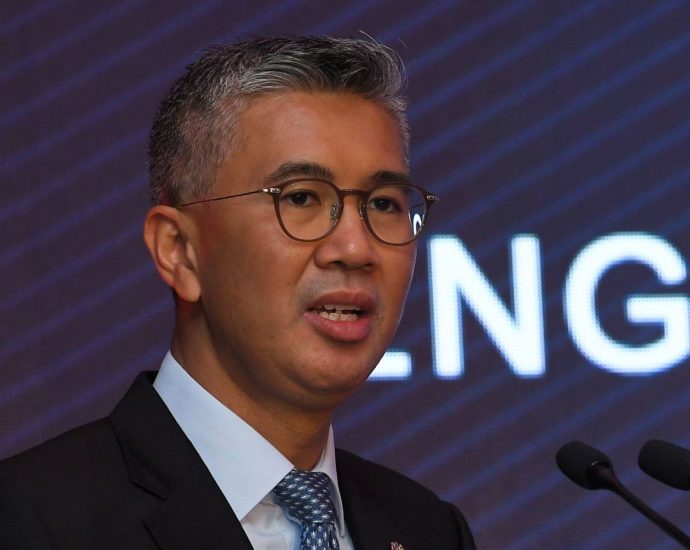 Tengku Zafrul: Govt's proactive monetary policy ensures stable ringgit, financial market