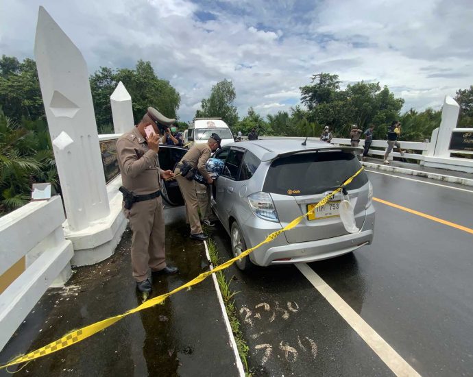 Two teachers jump off bridge, leave farewell letters behind in Trat