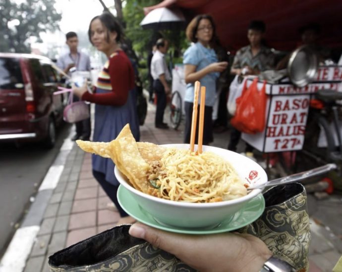 Ukraine puts Indonesia on brink of a noodle crisis
