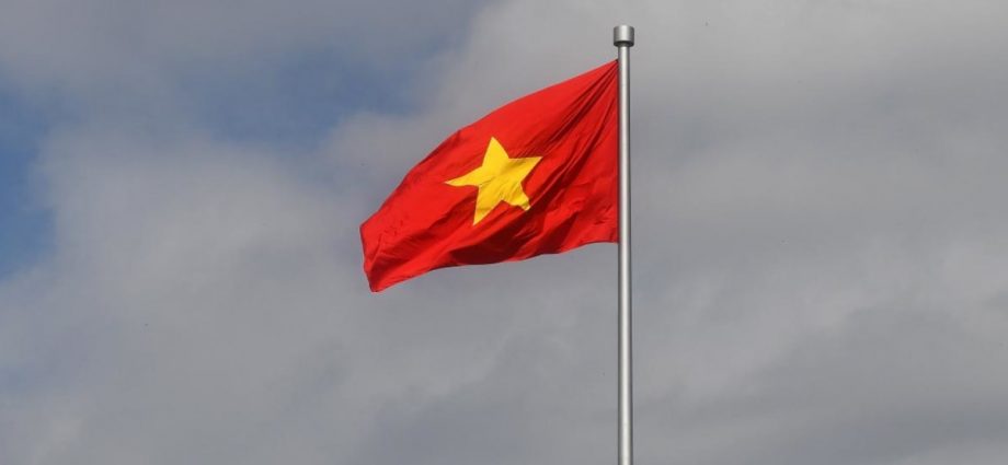 Vietnam considers US.7 billion high-speed railway