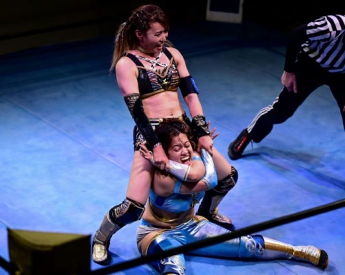 WWE-style wrestling hits Bangkok - with a Thai twist
