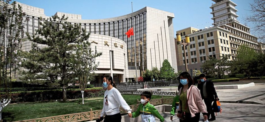 China set to keep lending benchmarks unchanged amid yuan pressure