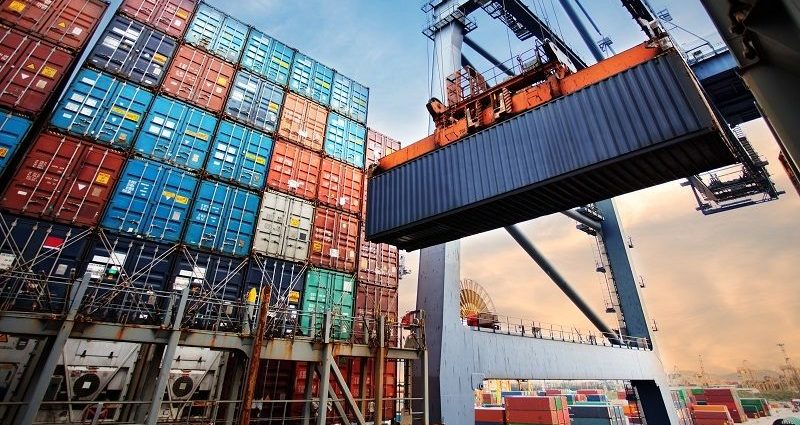 Chinese economy's export pillar shows cracks from global slowdown