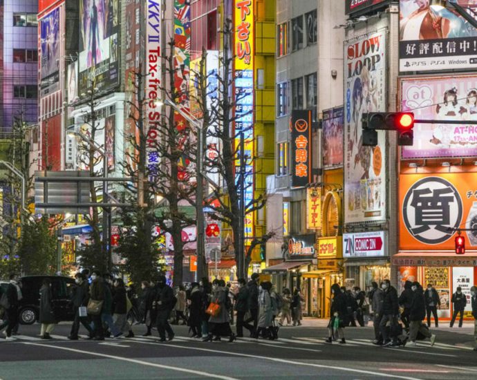 Commentary: Tourists would love to visit Japan. Will Japan love them back?