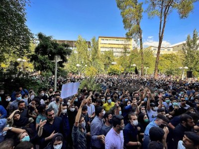 Crisis in Iran: Raisi’s hijab hype backfiring badly