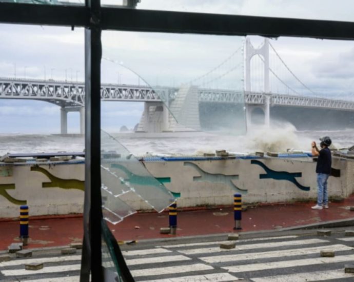 Death toll from Typhoon Hinnamnor rises to 10 in South Korea