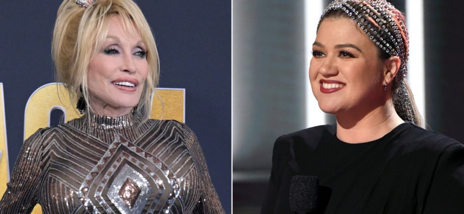 Dolly Parton and Kelly Clarkson duet on ‘9 to 5’