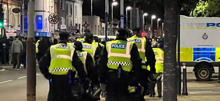 Fear lingers in UK city after Hindu-Muslim unrest