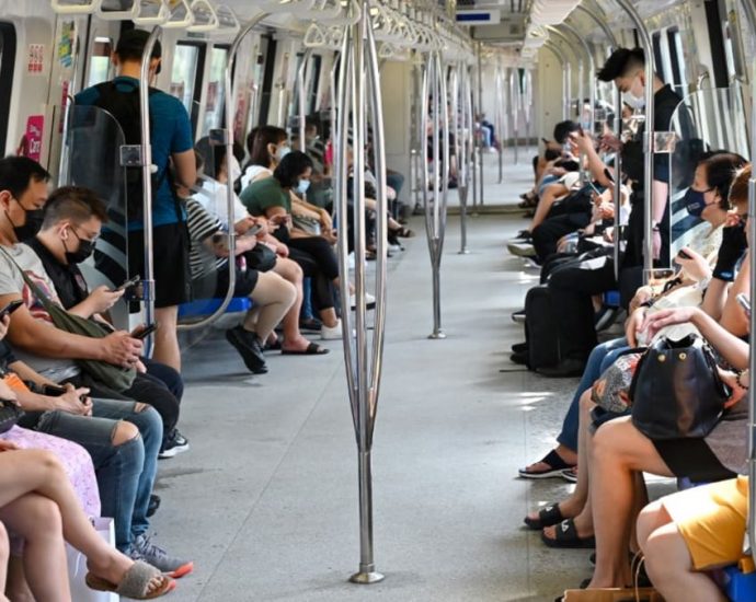 Five on Friday: 5 types of MRT passengers we don’t want to cross the island with