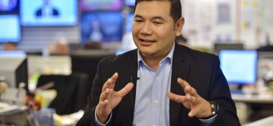 Focus on fighting Barisan, Perikatan and not which seats to contest, says Rafizi