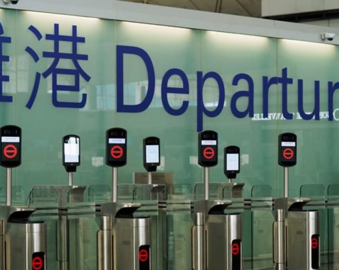 Hong Kong government scraps quarantine rules for air crew